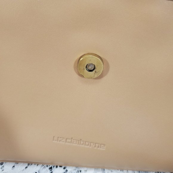 Liz Claiborne tan crossbody purse with light green fabric lining - Picture 3 of 15